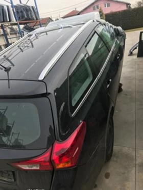 Toyota Auris 2.2cdi Na chasti, снимка 5