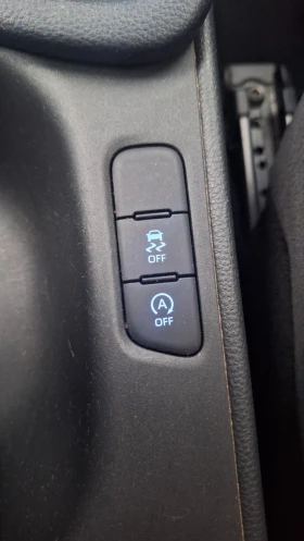 Toyota Yaris, снимка 13