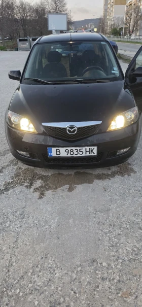 Mazda 2 1.4i Автоматик, снимка 2