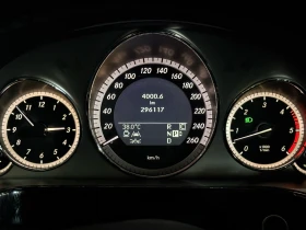 Mercedes-Benz E 350 FULL* KEYLESS* DIST* МАСАЖ* AVANTGARDE* , снимка 10
