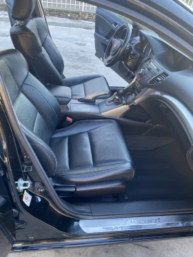 Honda Accord 2.2 I-DTEC, снимка 10