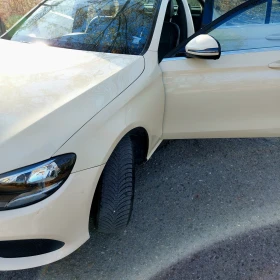 Mercedes-Benz E 200, снимка 6