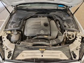 Mercedes-Benz C 300 * 4MATIC SEDAN 4D * CARFAX * ЦЕНА ДО БГ | Auto.bg — изображение 17