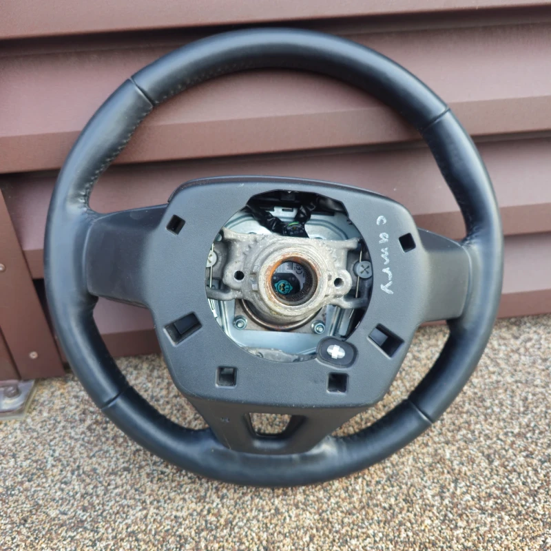 Toyota Camry 2.5, снимка 4 - Автомобили и джипове - 51161186