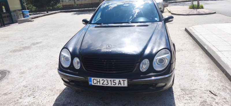 Mercedes-Benz E 320, снимка 1 - Автомобили и джипове - 48228455