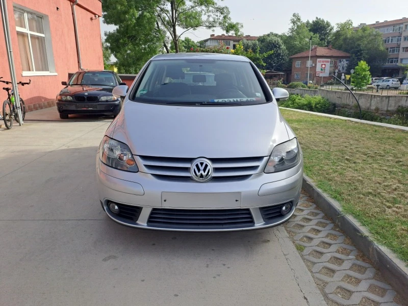 VW Golf Plus 1.4 Нов внос Германия. Климатик, снимка 2 - Автомобили и джипове - 46305039