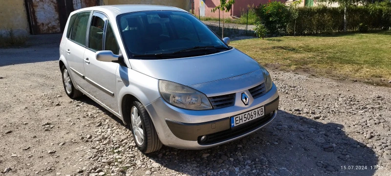 Renault Scenic, снимка 5 - Автомобили и джипове - 47512779