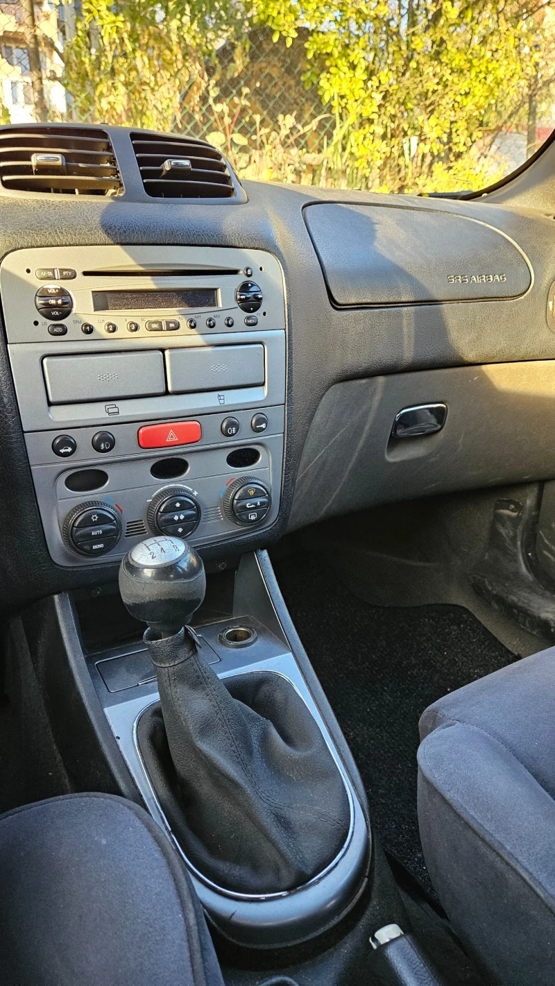 Alfa Romeo 147 Facelift, снимка 10 - Автомобили и джипове - 47609994