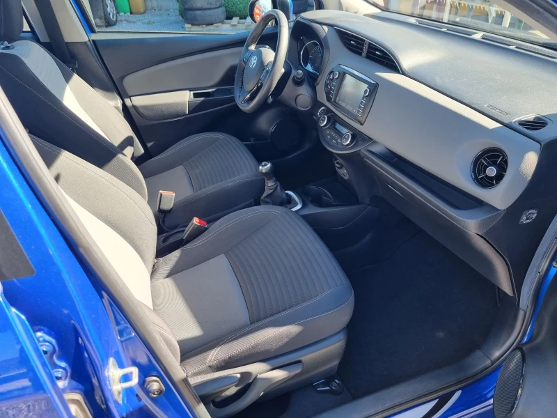 Toyota Yaris ULTIMATE, снимка 11 - Автомобили и джипове - 48393518