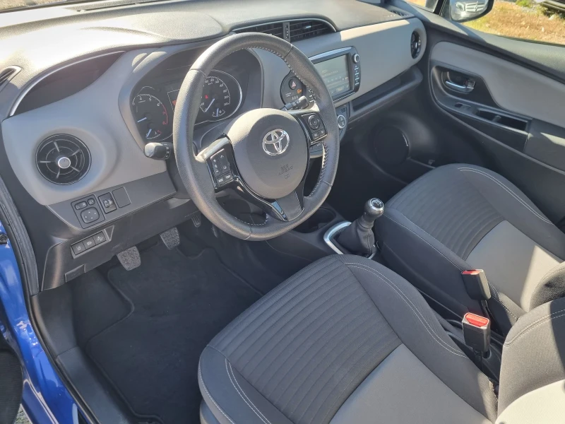 Toyota Yaris ULTIMATE, снимка 9 - Автомобили и джипове - 48393518