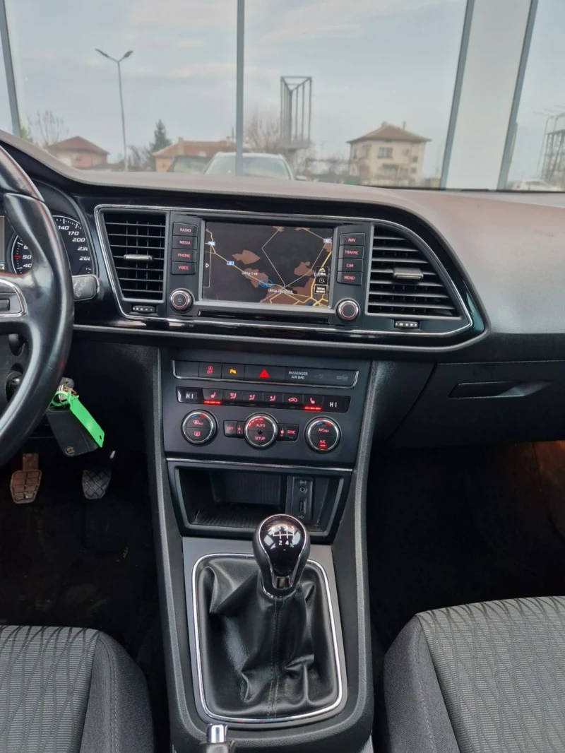 Seat Leon 1.2 / 101 к.с., снимка 7 - Автомобили и джипове - 49317092