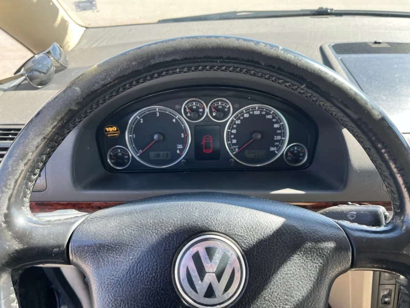 VW Sharan, снимка 3 - Автомобили и джипове - 49387508