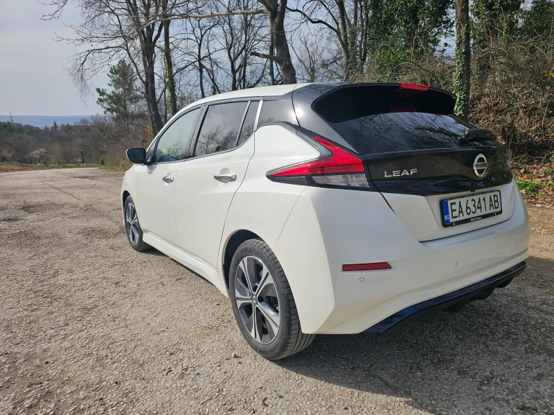 Nissan Leaf  N-Connecta 40kWh Термопомпа, снимка 3 - Автомобили и джипове - 49504221