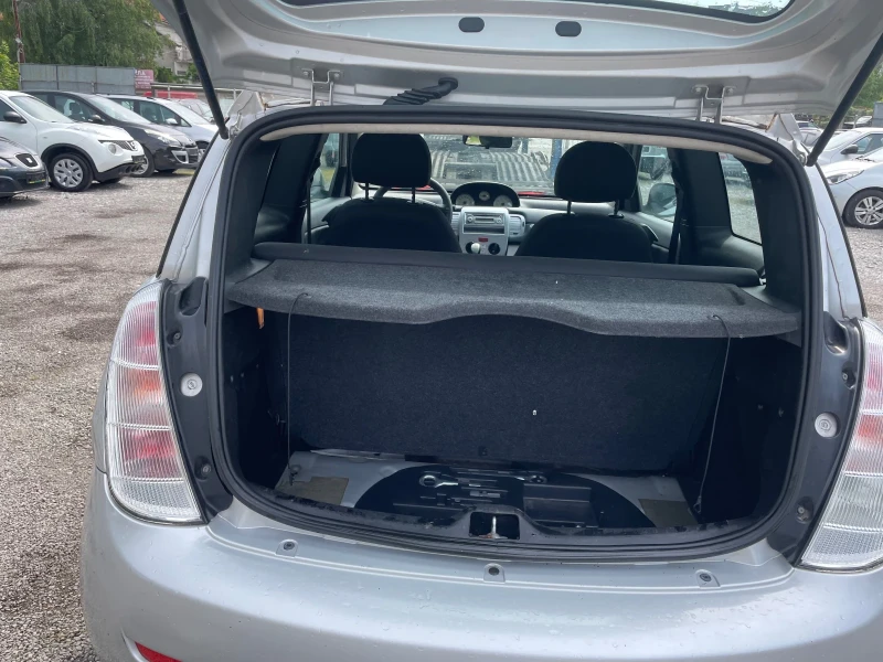 Lancia Ypsilon 1.2 BENZIN, снимка 10 - Автомобили и джипове - 50566135