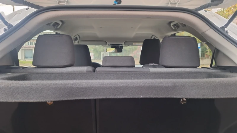 Toyota Yaris, снимка 14 - Автомобили и джипове - 52496326