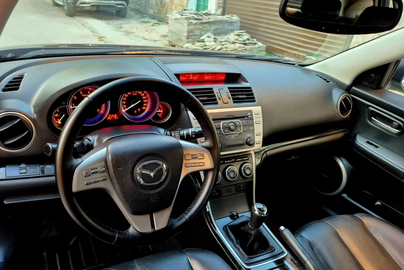 Mazda 6 2.5i-GINZA-LUX-кожа-верига-6speed-japan, снимка 14 - Автомобили и джипове - 51556327
