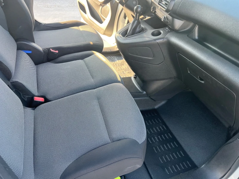 Peugeot Partner 1.6hdi, снимка 12 - Автомобили и джипове - 52152989
