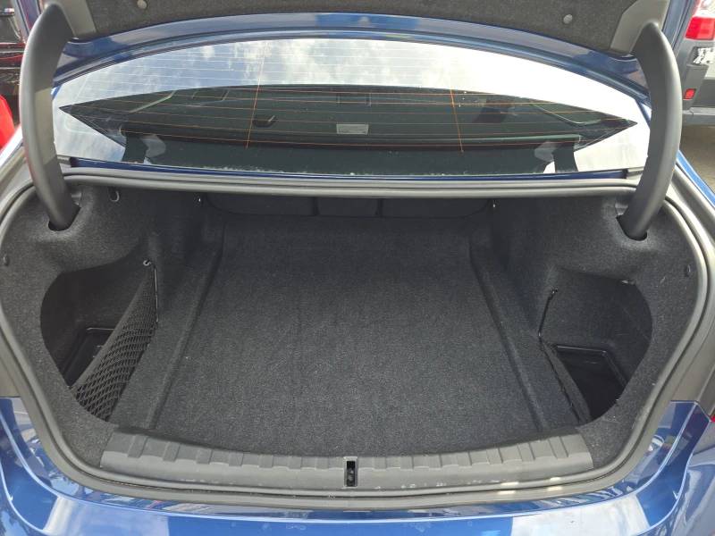 BMW 330, снимка 6 - Автомобили и джипове - 52405514