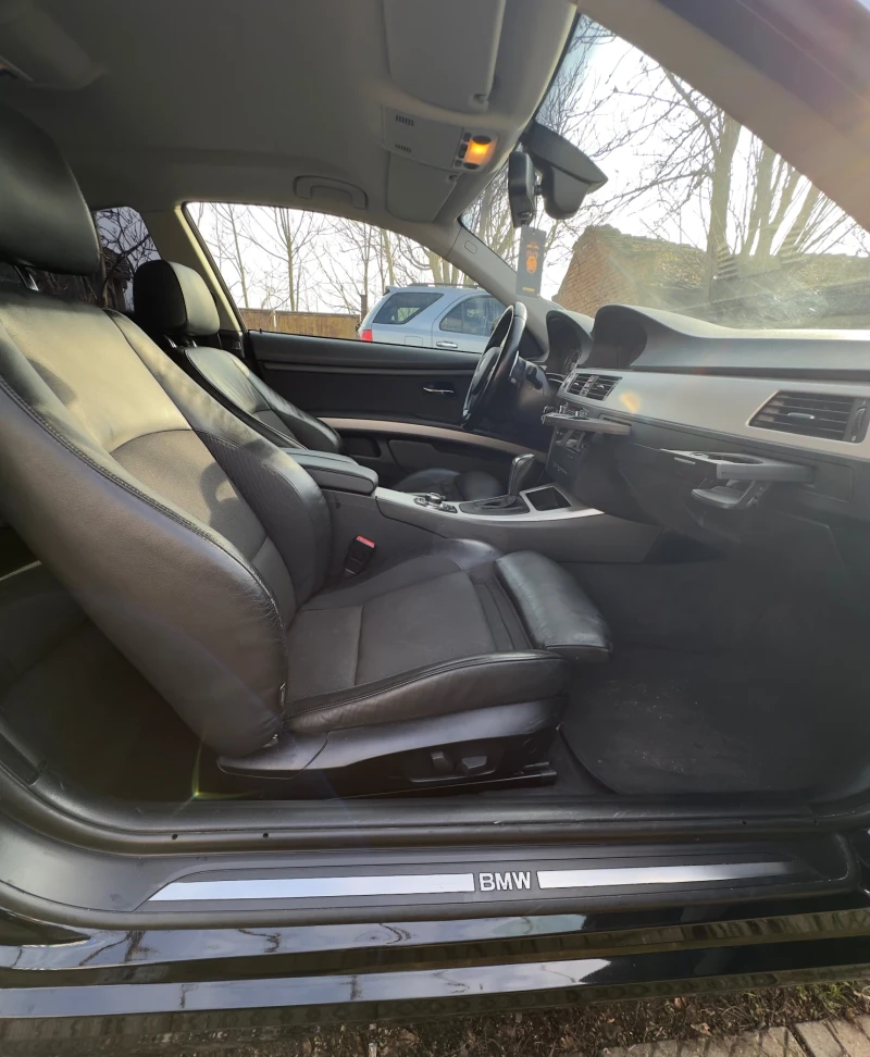 BMW 330 E92, снимка 15 - Автомобили и джипове - 52856839