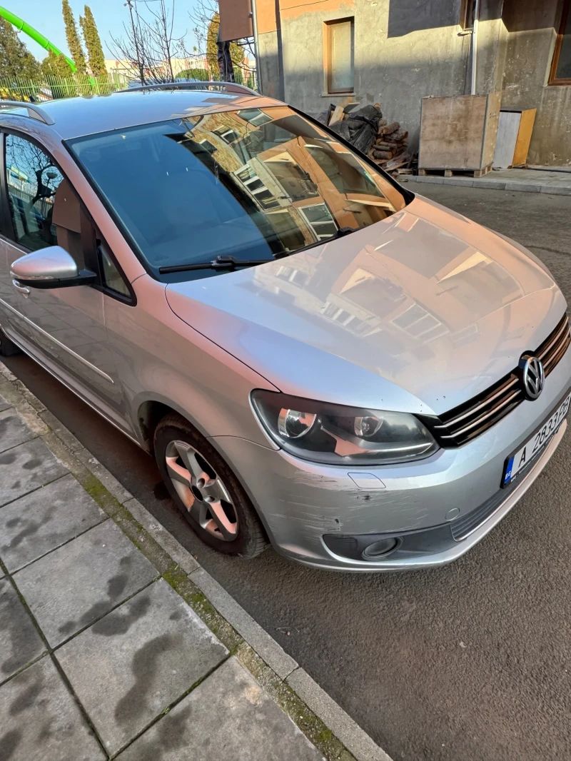 VW Touran, снимка 2 - Автомобили и джипове - 52976011