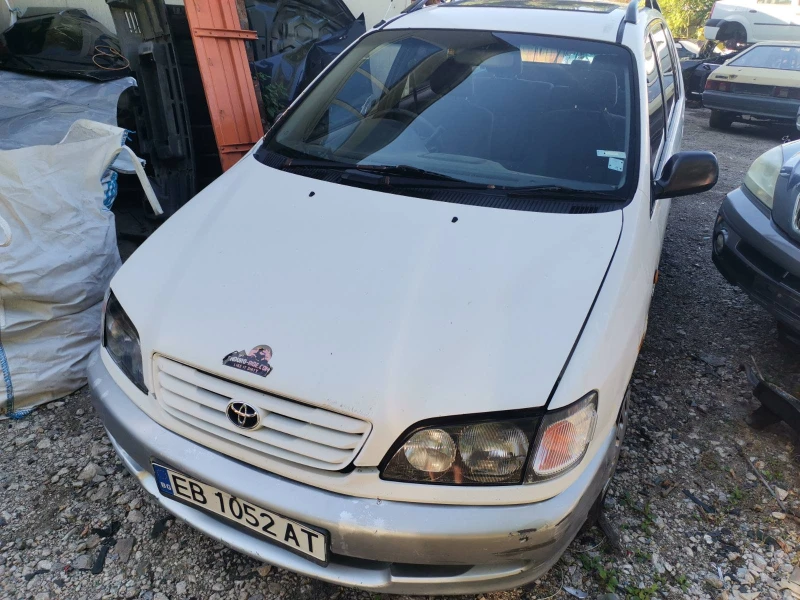 Toyota Picnic 2.0i - 11 лв. - 87483158 1