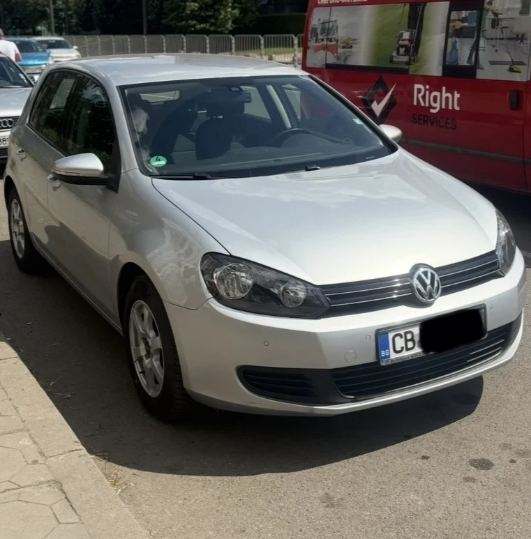 VW Golf 1.6, снимка 2 - Автомобили и джипове - 54809818
