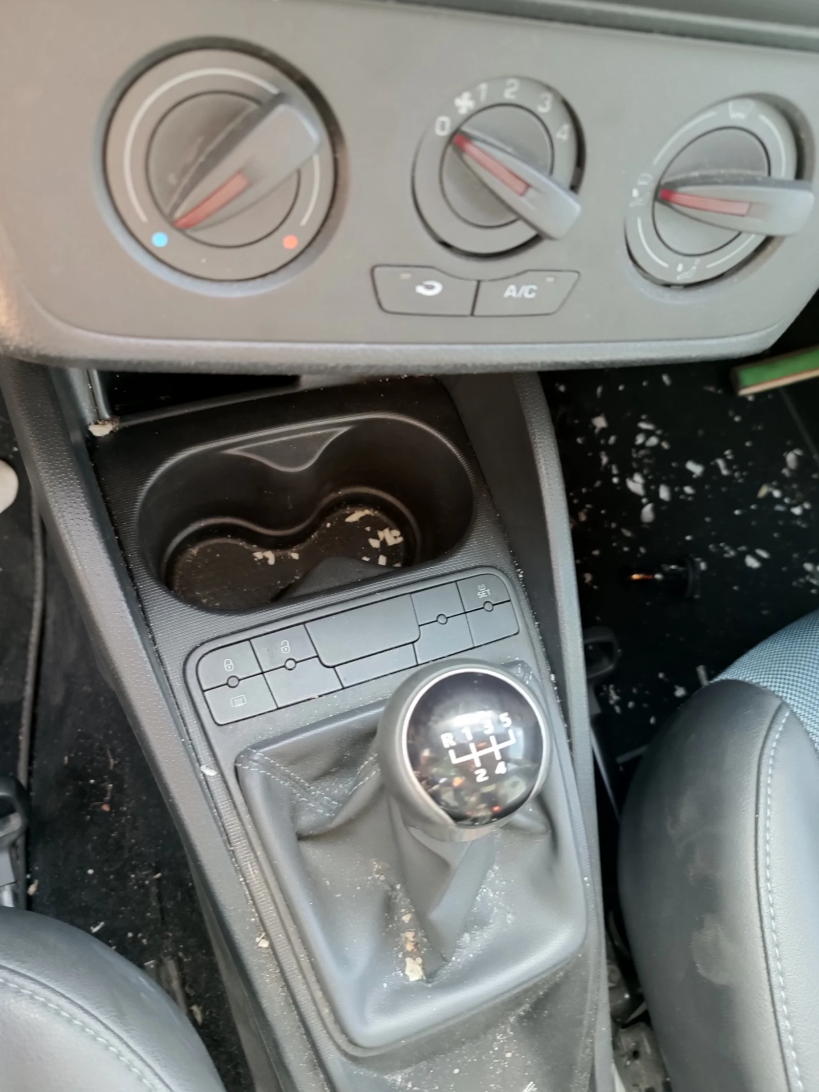 Seat Ibiza 1, 2I  1, 6TDI, 1, 2TSI | Mobile.bg — изображение 11