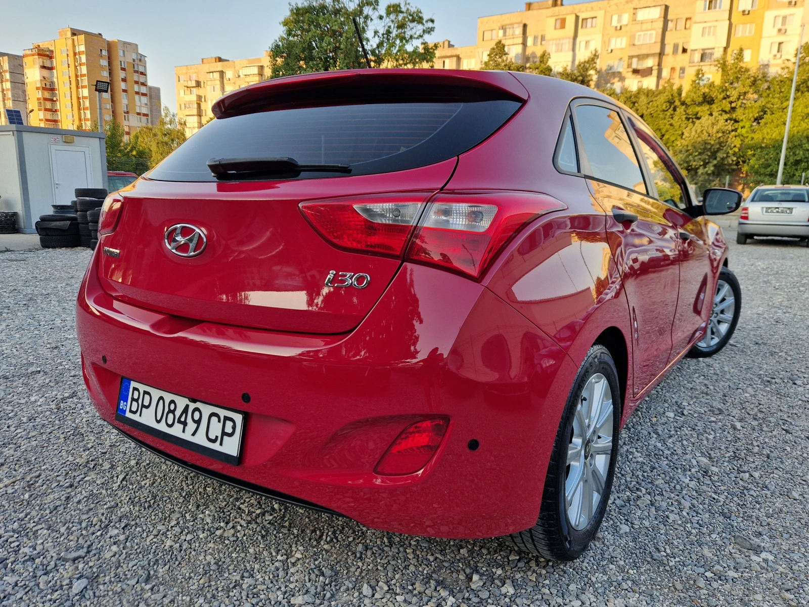 Hyundai I30 1.4 i 73000 - изображение 3