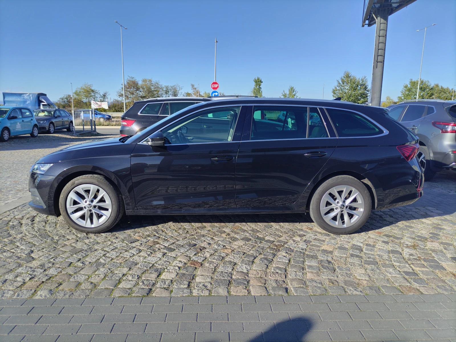 Skoda Octavia 2.0TDI/150 к.с/First Edition - изображение 4