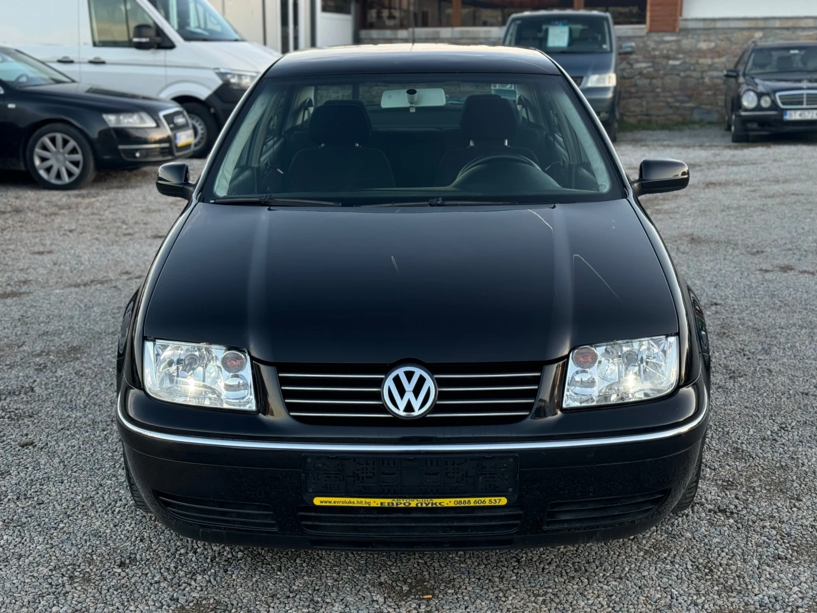 VW Bora 1.6i 105кс КЛИМАТИК 05г - изображение 2