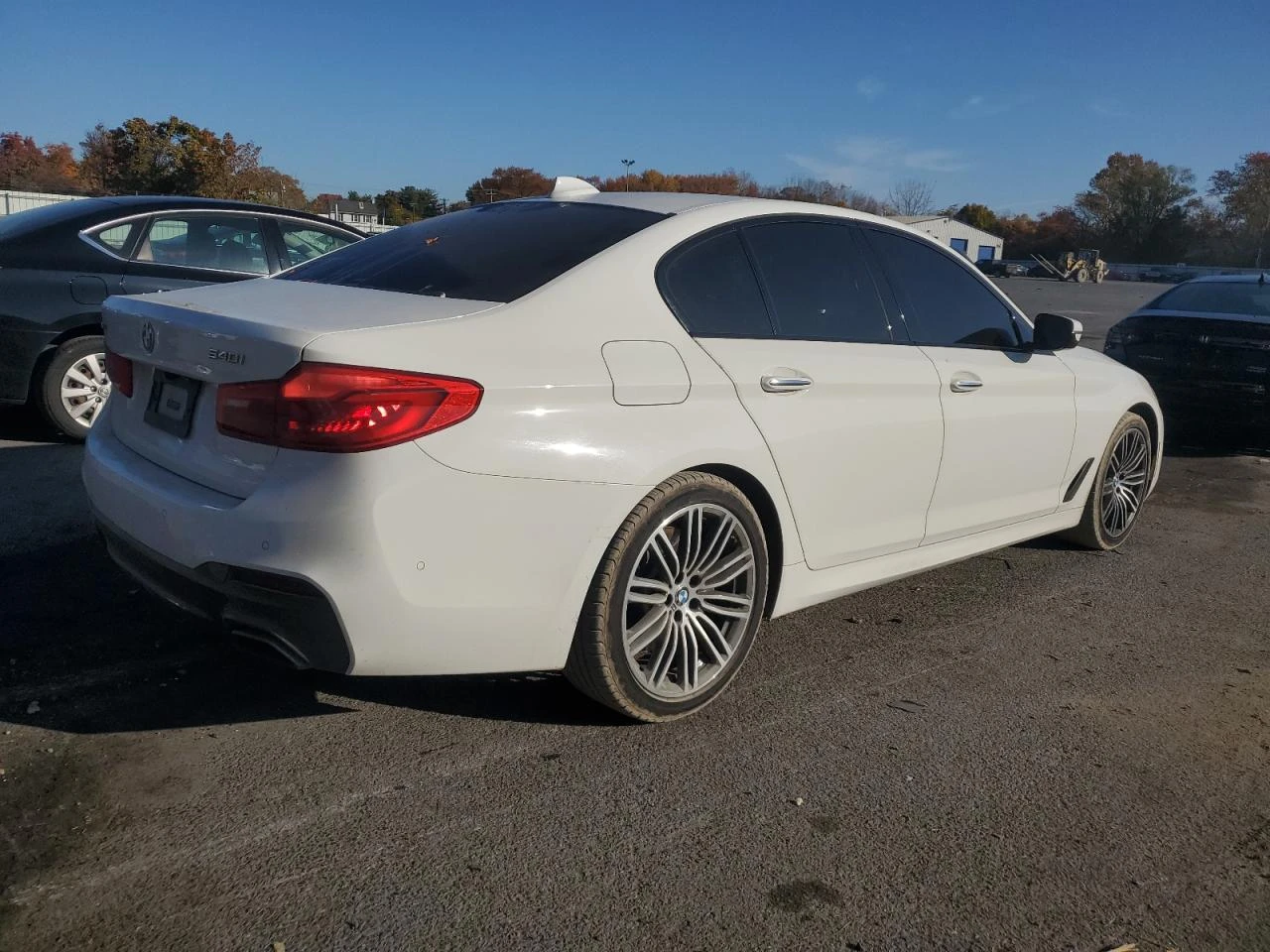 BMW 540 XI* MPACK* ПОДГРЕВИ* KEYLESS* М.ТОЧКА - изображение 6