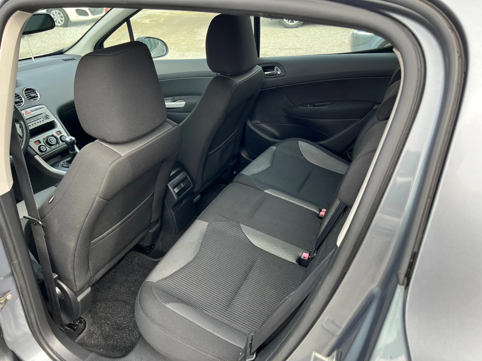 Peugeot 308 1.6i 120. * *  | Mobile.bg   11