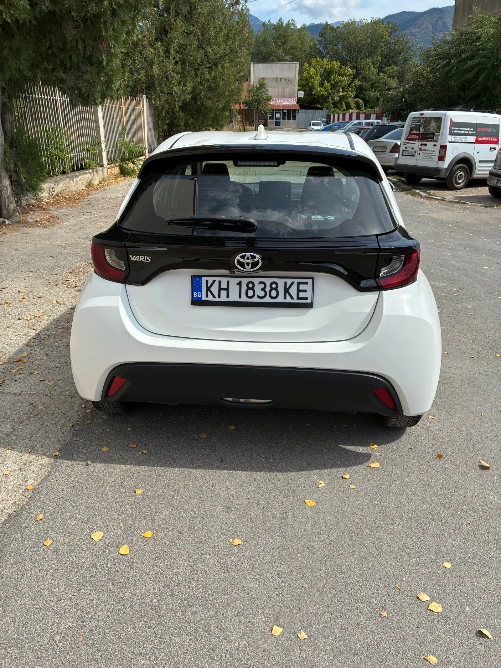 Toyota Yaris  - изображение 3