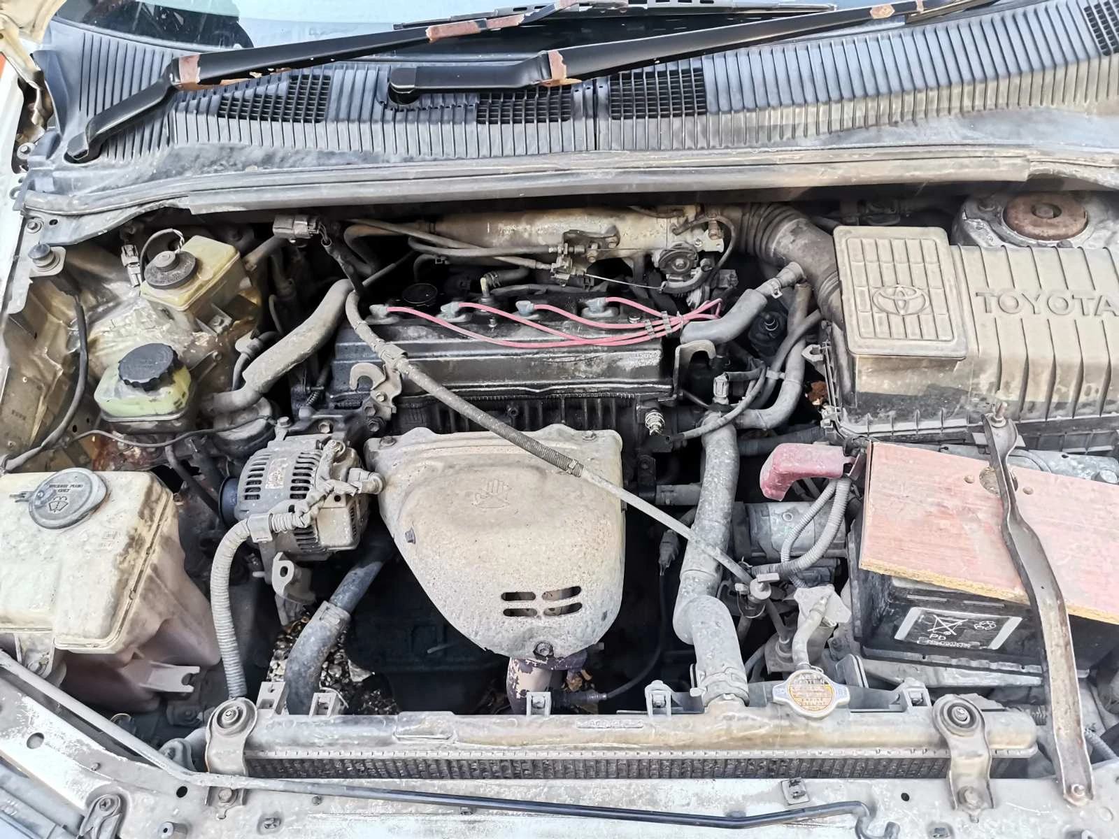 Toyota Picnic 2.0i - изображение 5