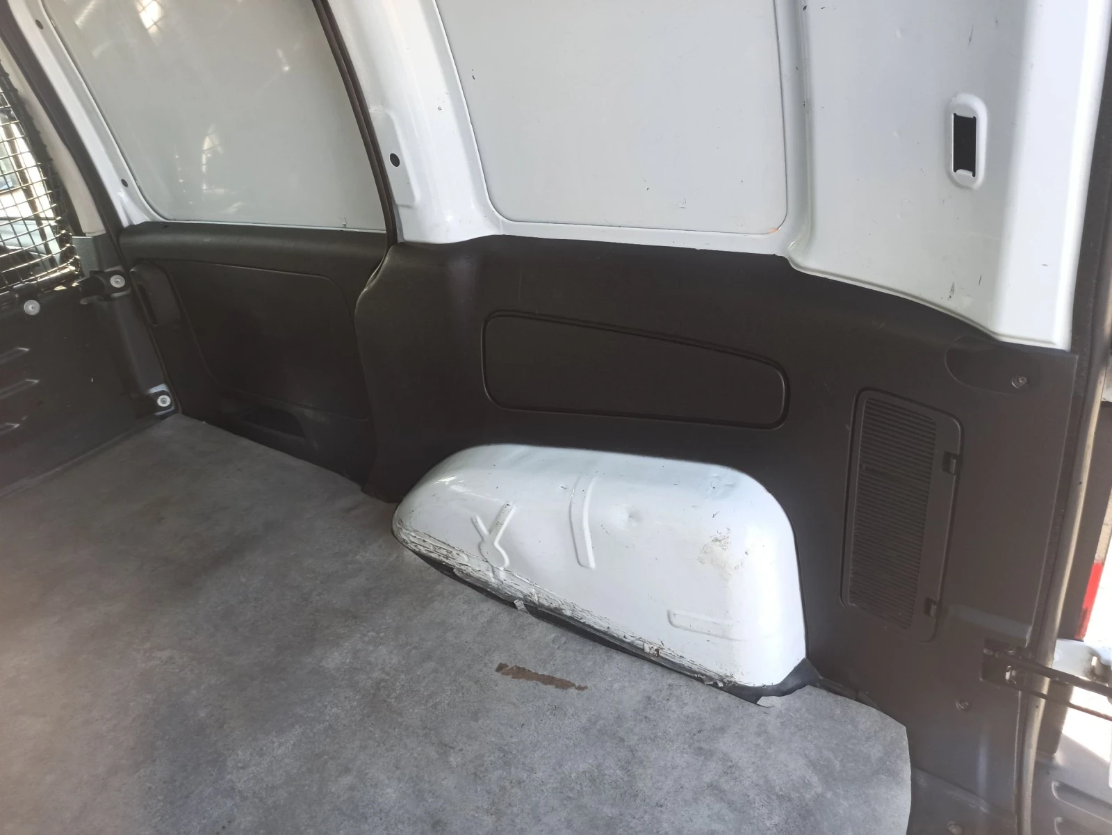 Opel Combo 1.3 - изображение 9