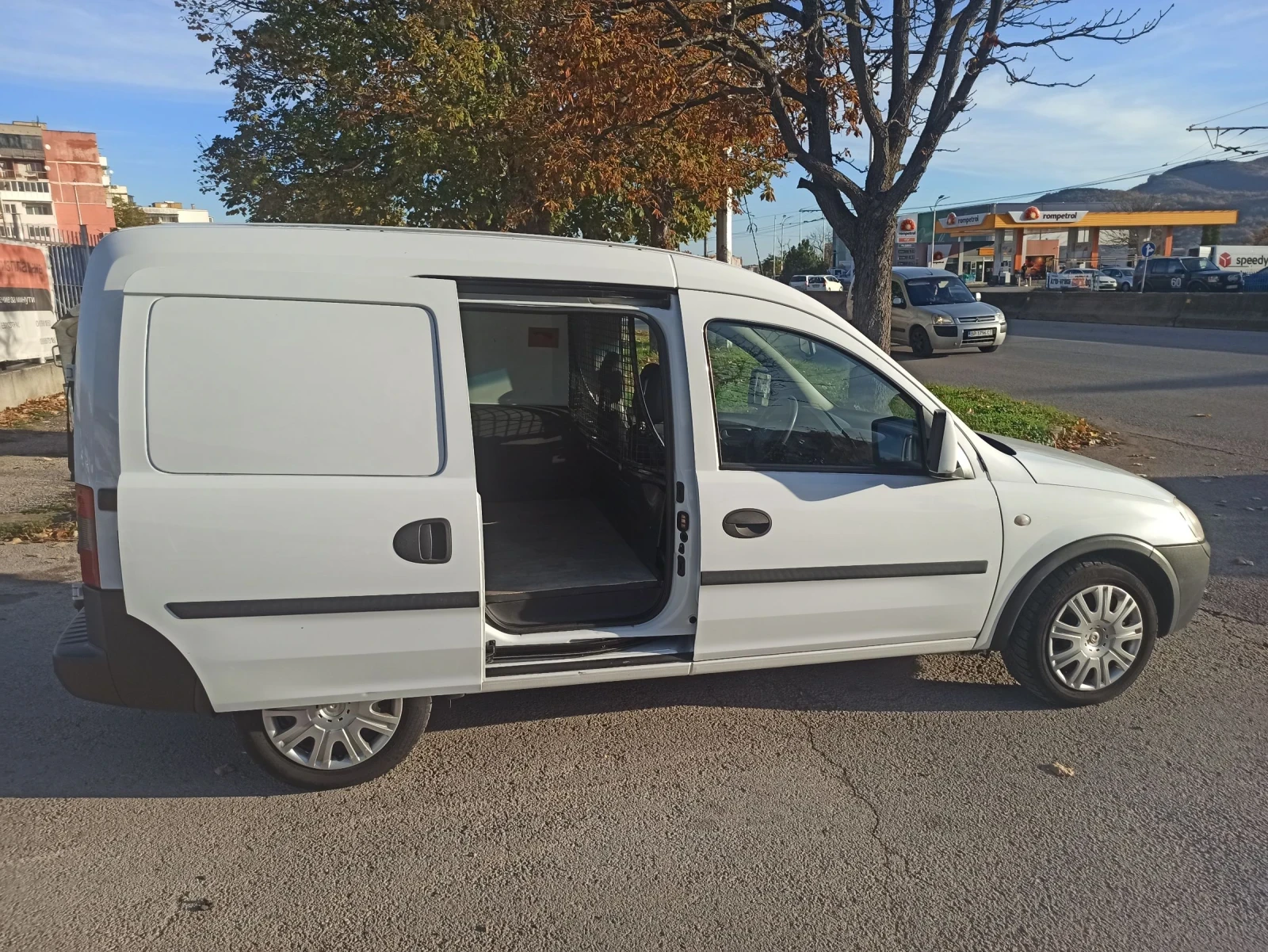 Opel Combo 1.3 - изображение 5