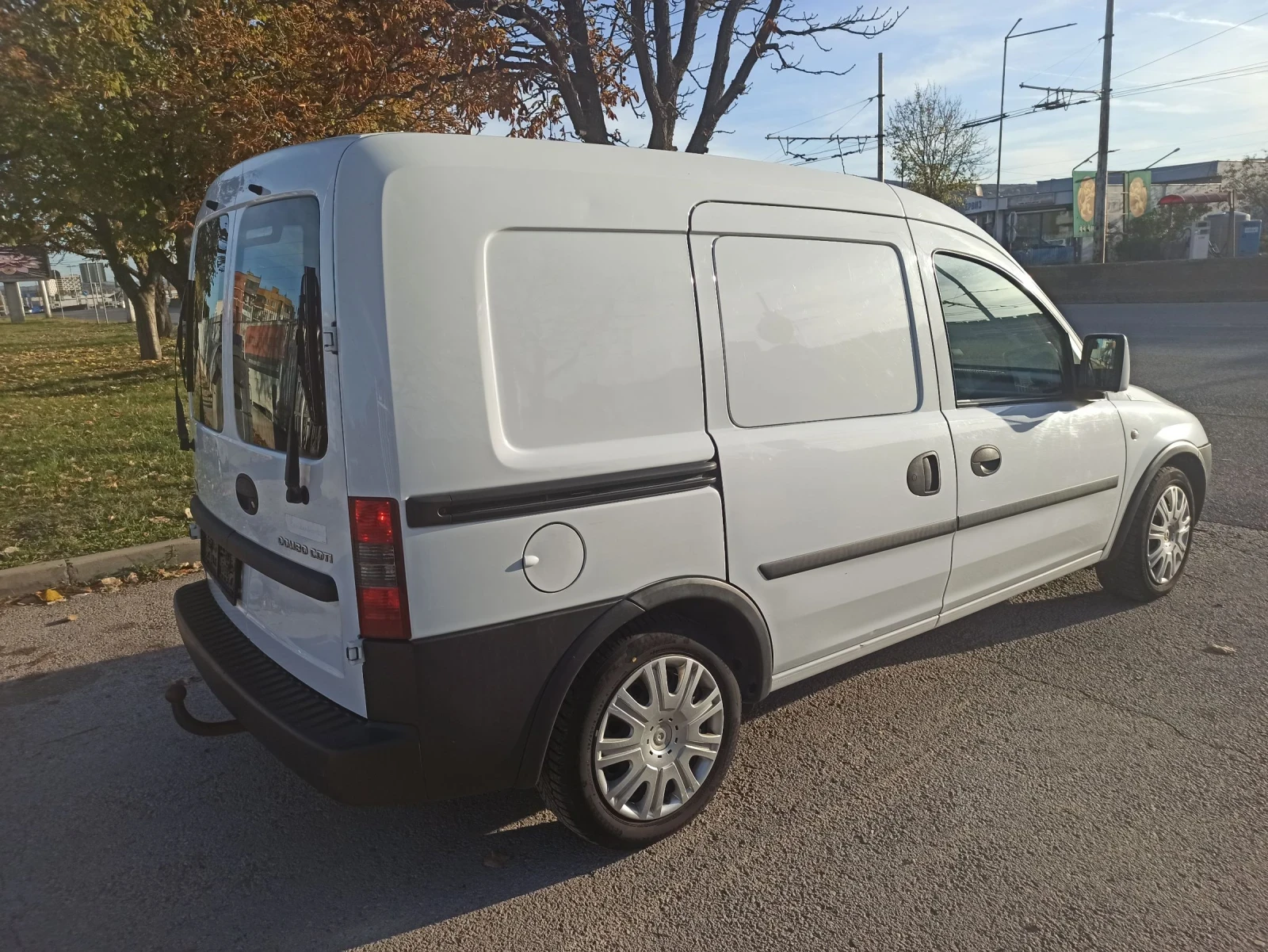 Opel Combo 1.3 - изображение 4