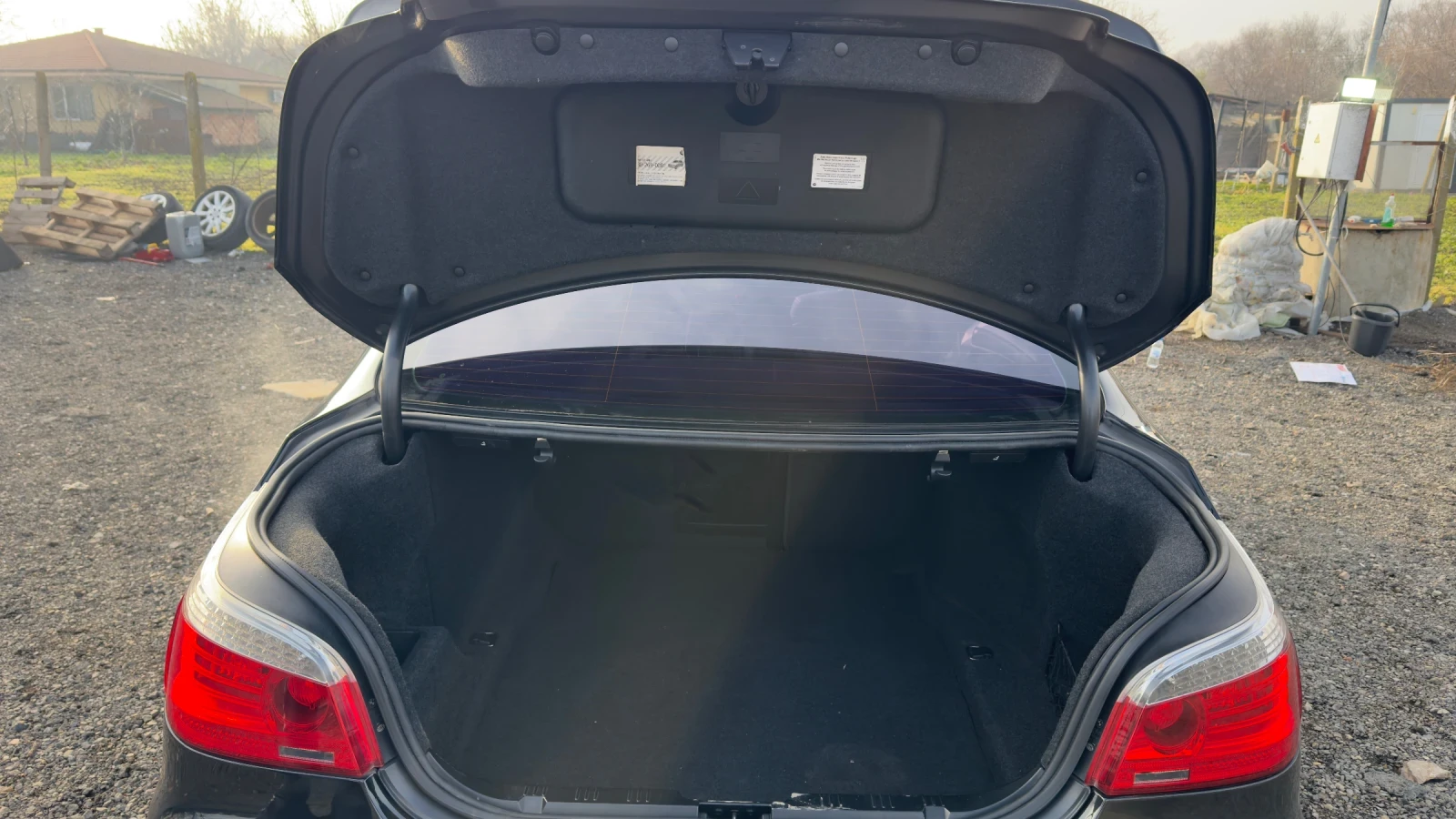 BMW 528  BMW ����� 5 (E60 LCI, facelift 2008) 528i (230 �� | Mobile.bg � ����������� 11