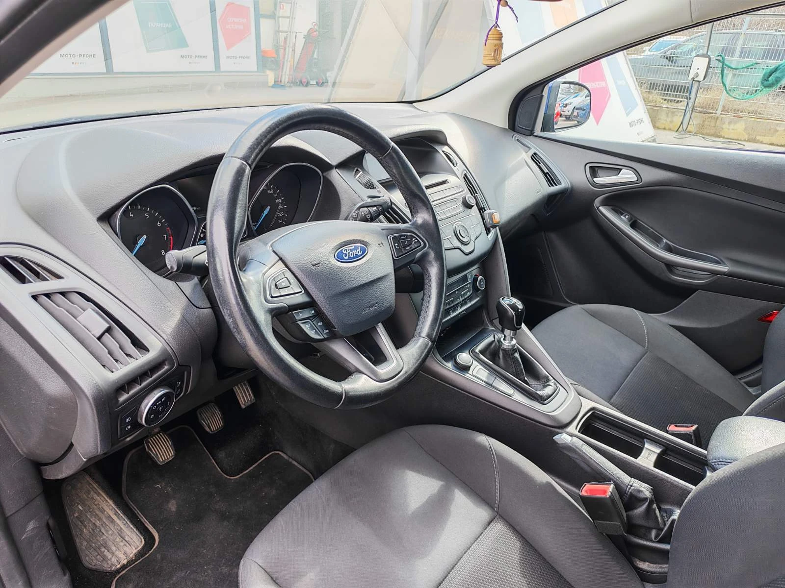 Ford Focus Business - изображение 10