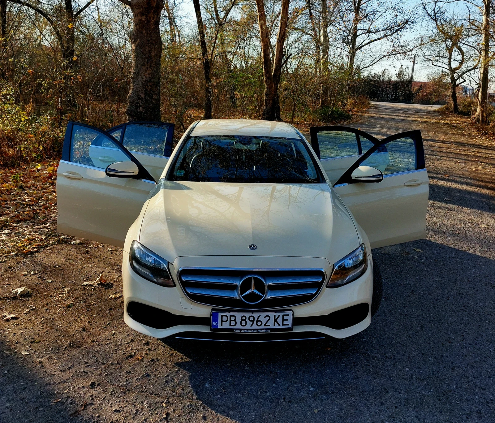 Mercedes-Benz E 200  - изображение 4