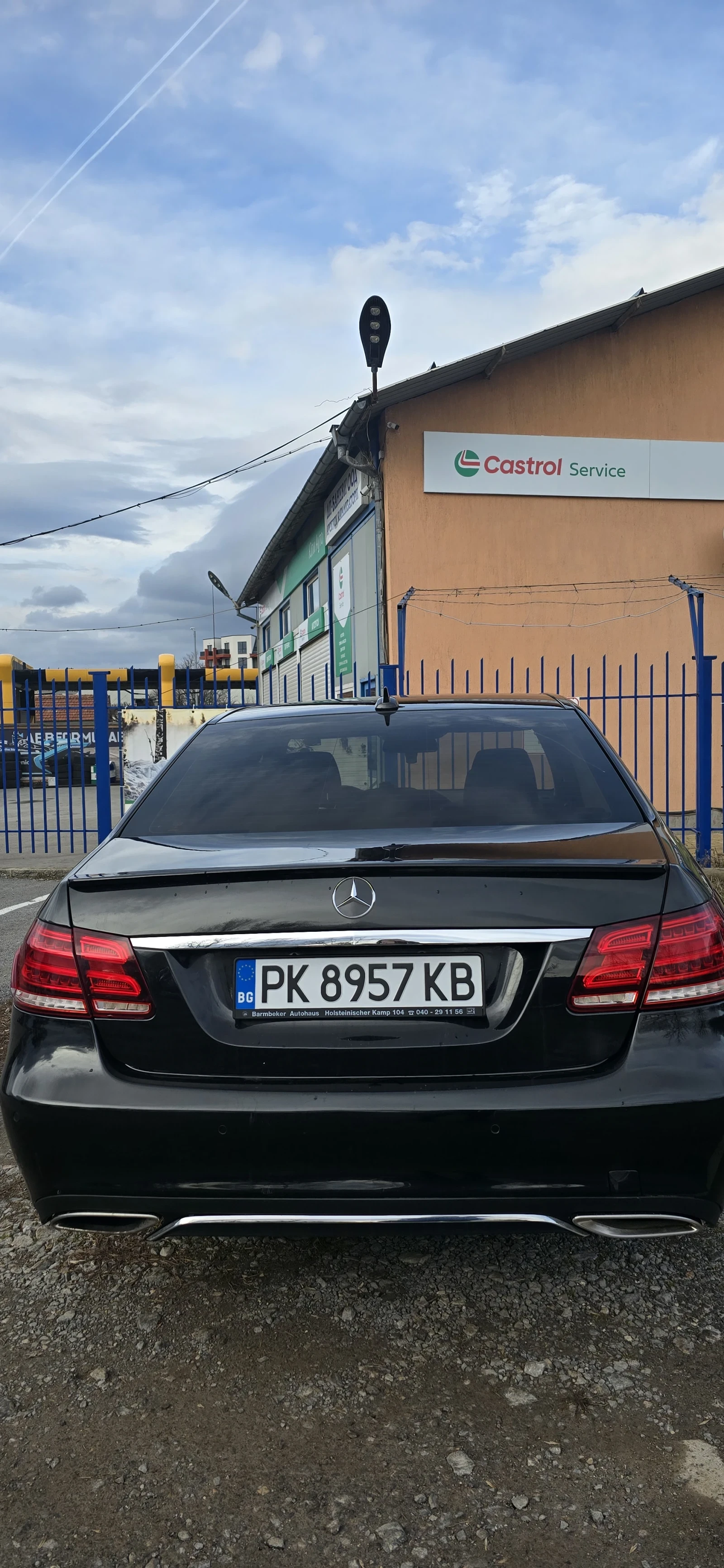 Mercedes-Benz E 220  - изображение 4