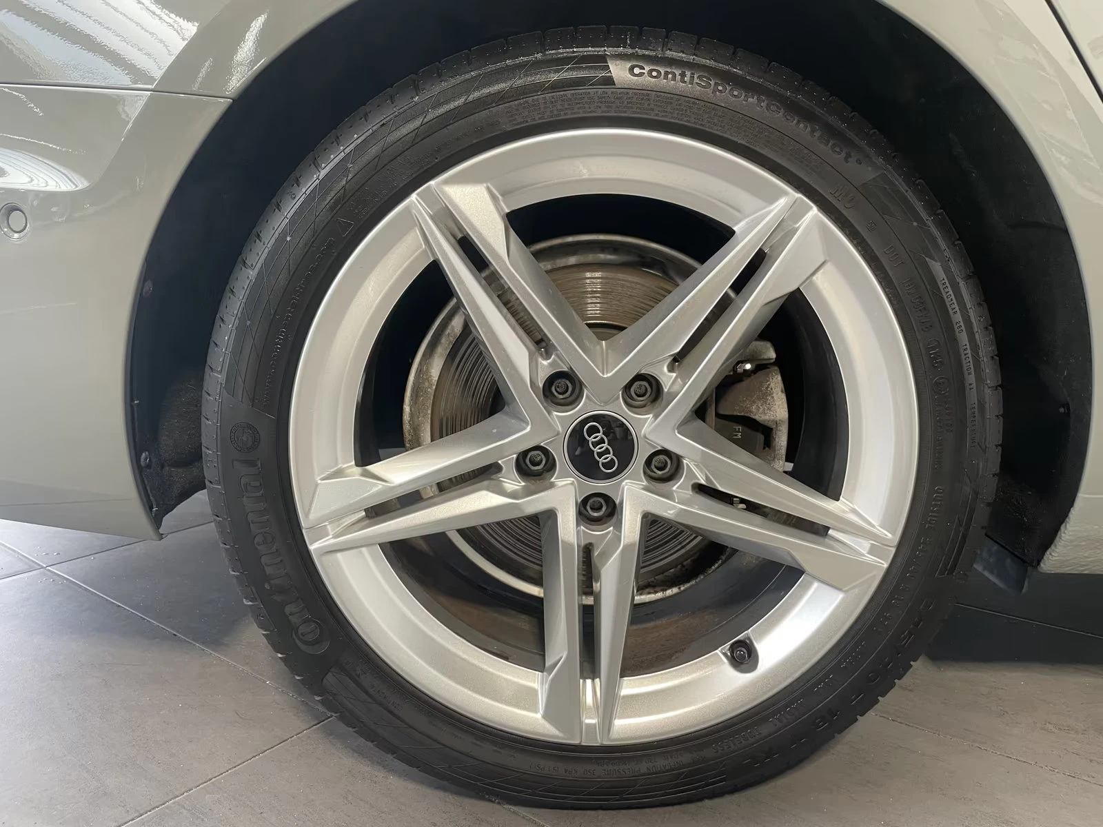 Audi A4 40TFSI/204HP/QUATTRO/S-LINE/360/AMBIENT/926v - изображение 4