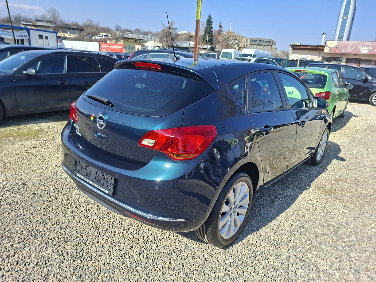 Opel Astra КАТО НОВА, FACELIFT, COSMO-LIMITED EDITION - изображение 4