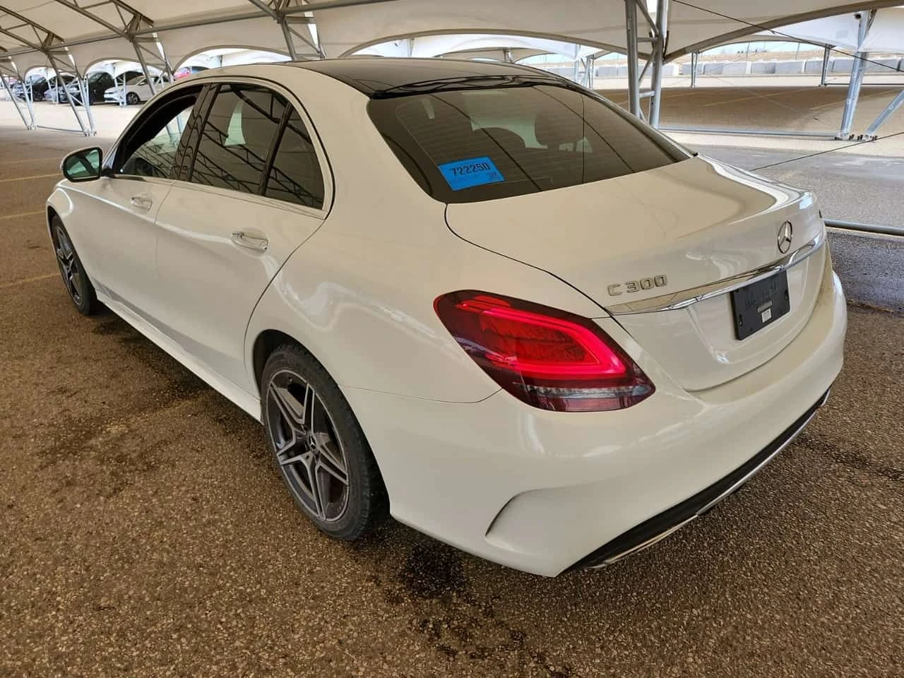 Mercedes-Benz C 300 * 4MATIC SEDAN 4D * CARFAX * ЦЕНА ДО БГ, снимка 4 - Автомобили и джипове - 53971222