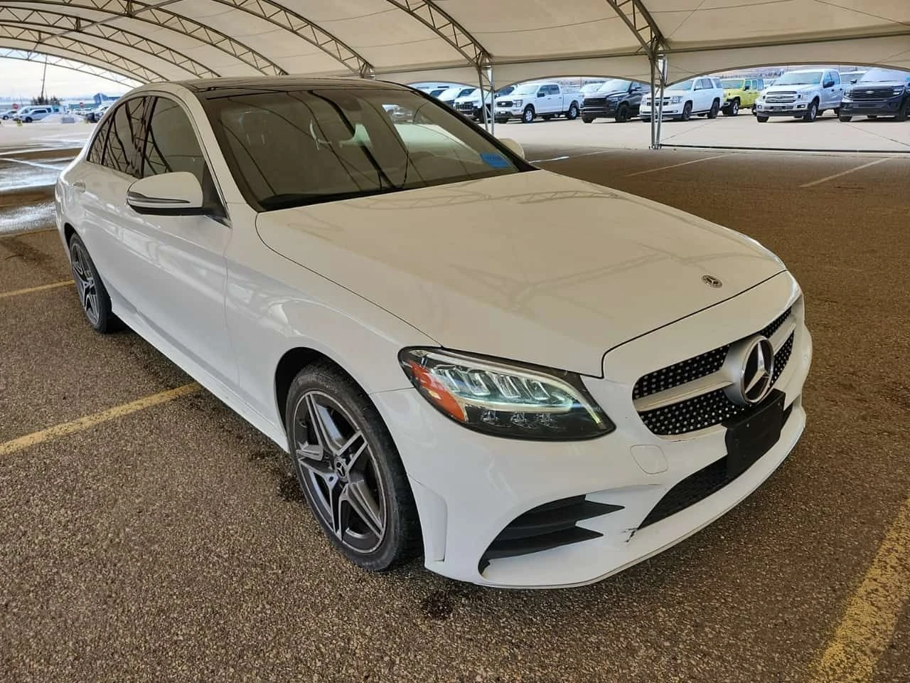 Mercedes-Benz C 300 * 4MATIC SEDAN 4D * CARFAX * ЦЕНА ДО БГ, снимка 2 - Автомобили и джипове - 53971222