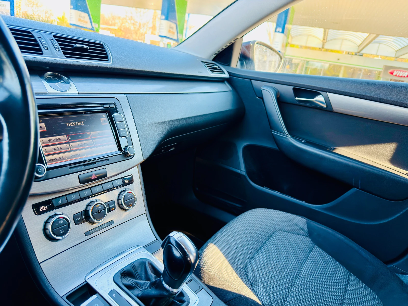 VW Passat 2.0 TDI, 4MOTION , DSG , снимка 11 - Автомобили и джипове - 54246557