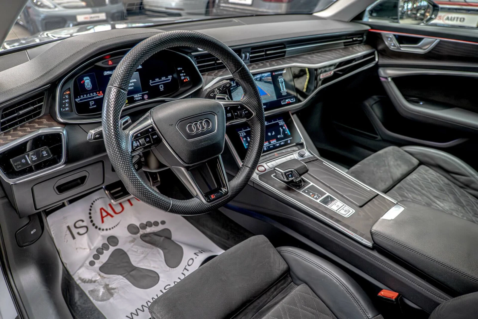 Audi Rs6 4.0TFSI/Керамика/Мемоry/Камера/Quattro/Ambient, снимка 8 - Автомобили и джипове - 54464036
