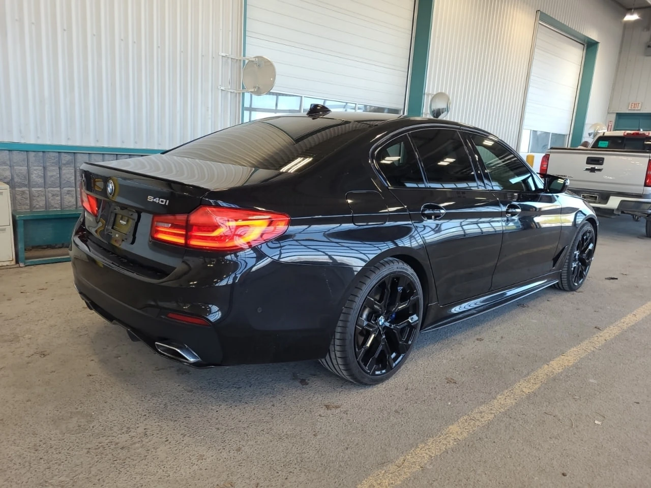 BMW 540 * 540I XDRIVE * CARFAX * ЦЕНА ДО БГ, снимка 3 - Автомобили и джипове - 54527444