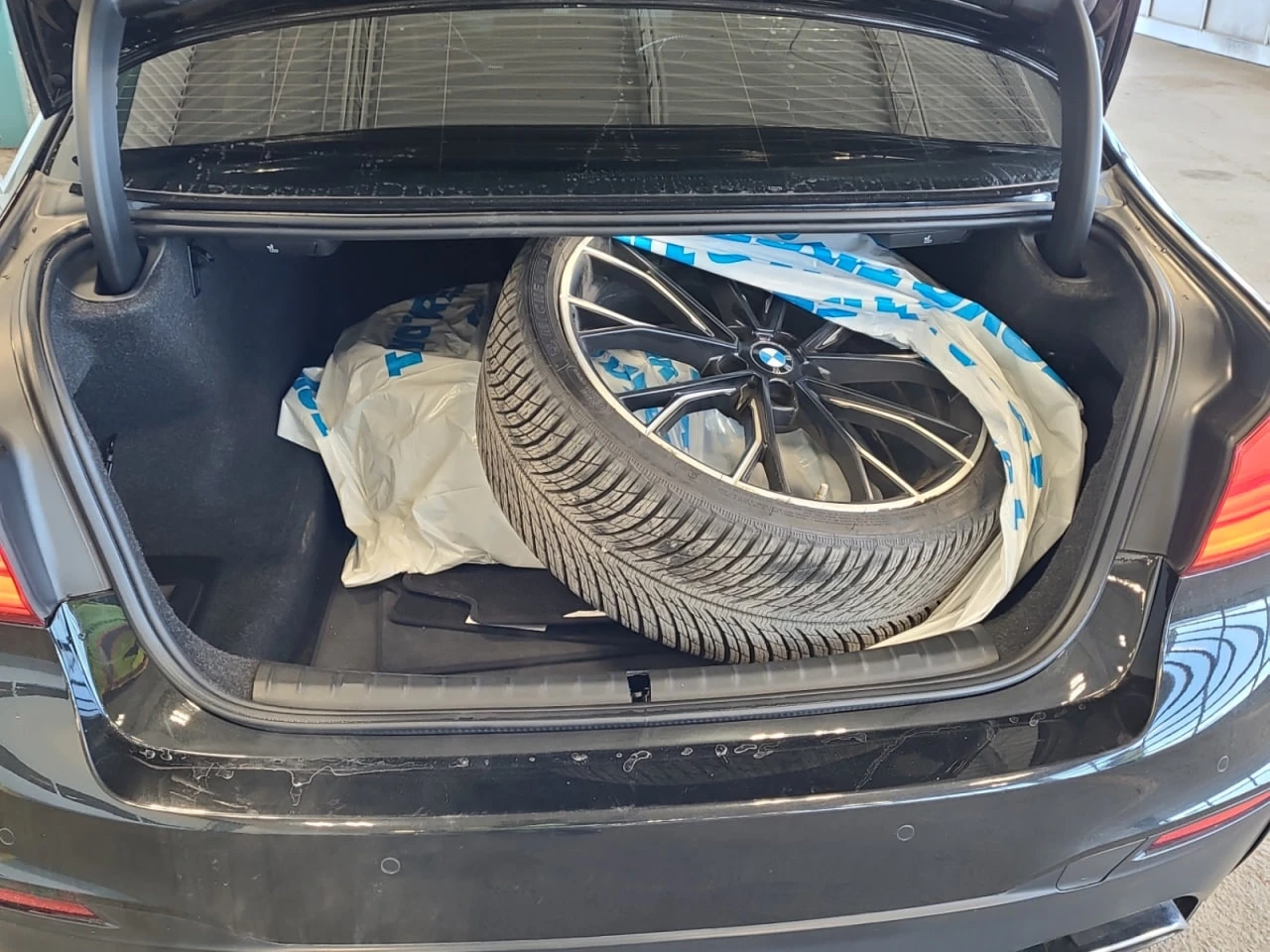 BMW 540 * 540I XDRIVE * CARFAX * ЦЕНА ДО БГ, снимка 13 - Автомобили и джипове - 54527444