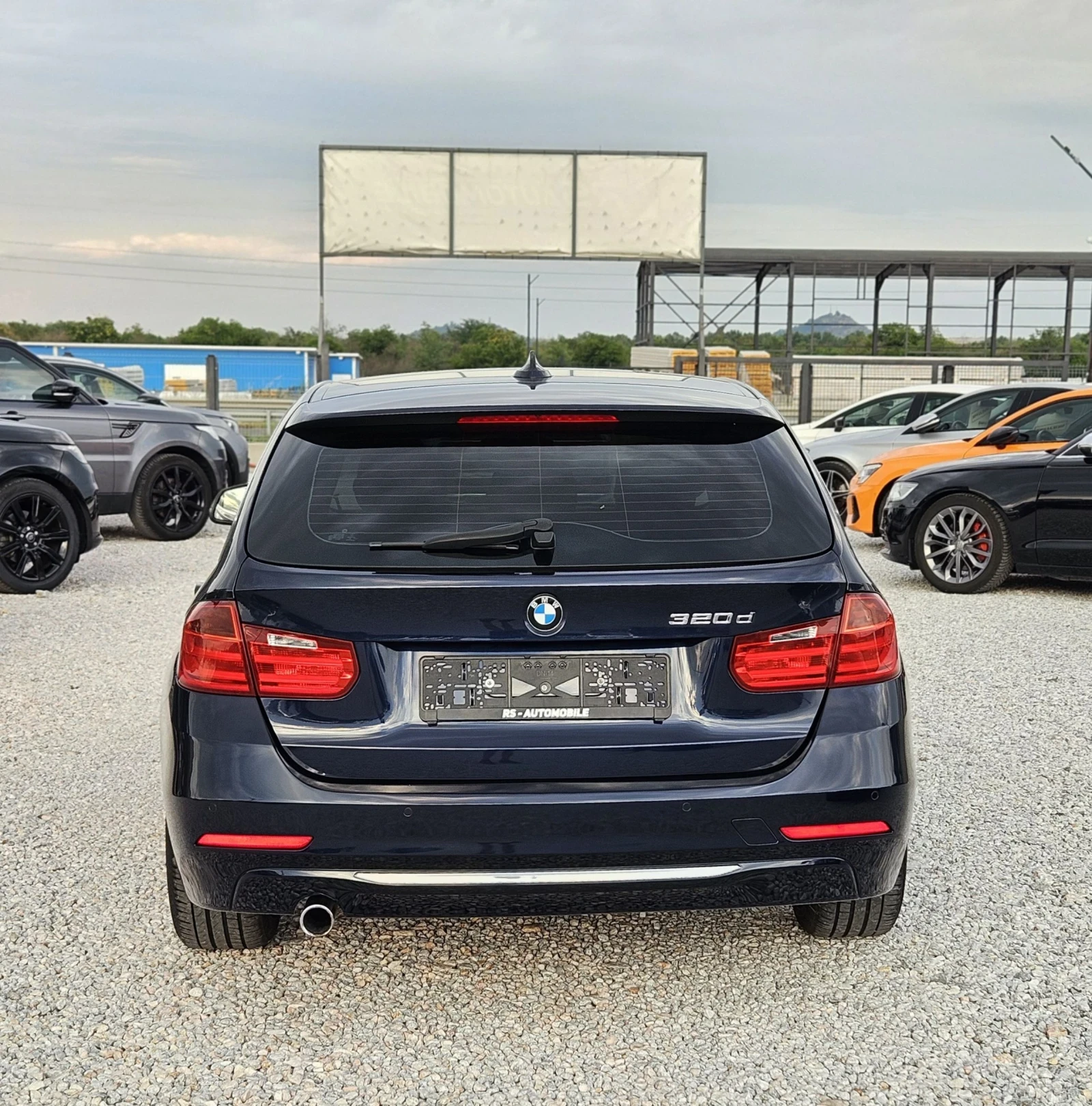 BMW 320 XDriive Luxury , снимка 5 - Автомобили и джипове - 55327003